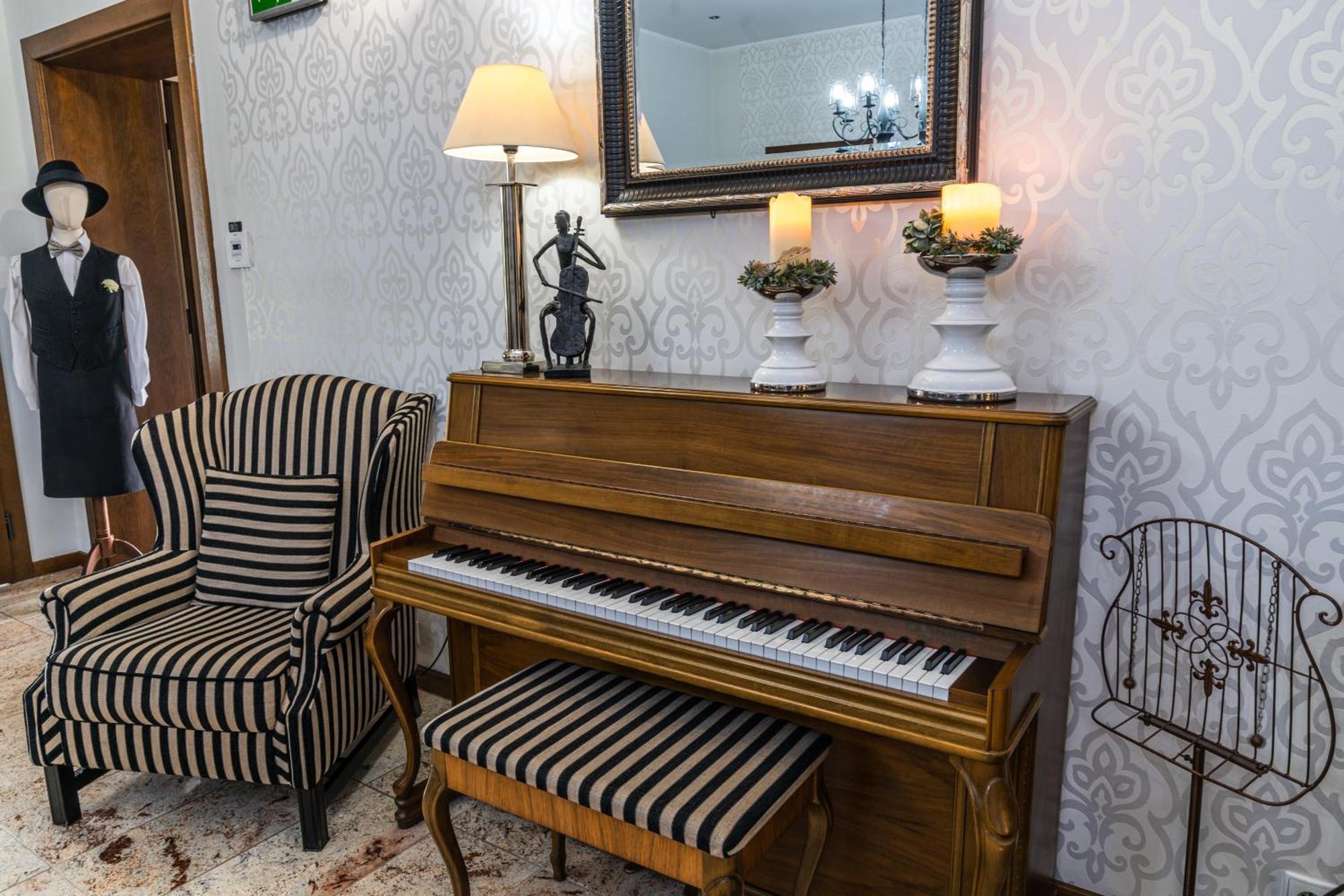 Hotel Biala Koszula à Tleń Extérieur photo