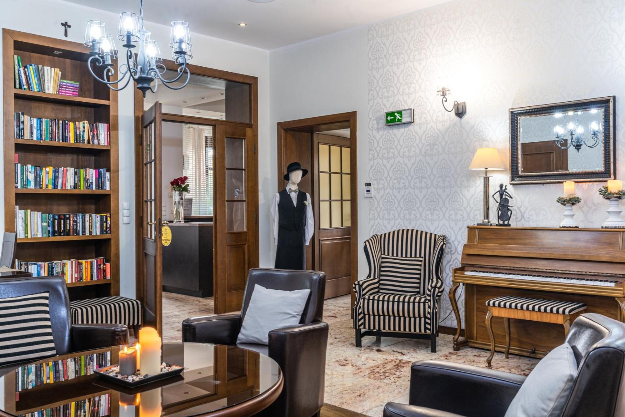 Hotel Biala Koszula à Tleń Extérieur photo