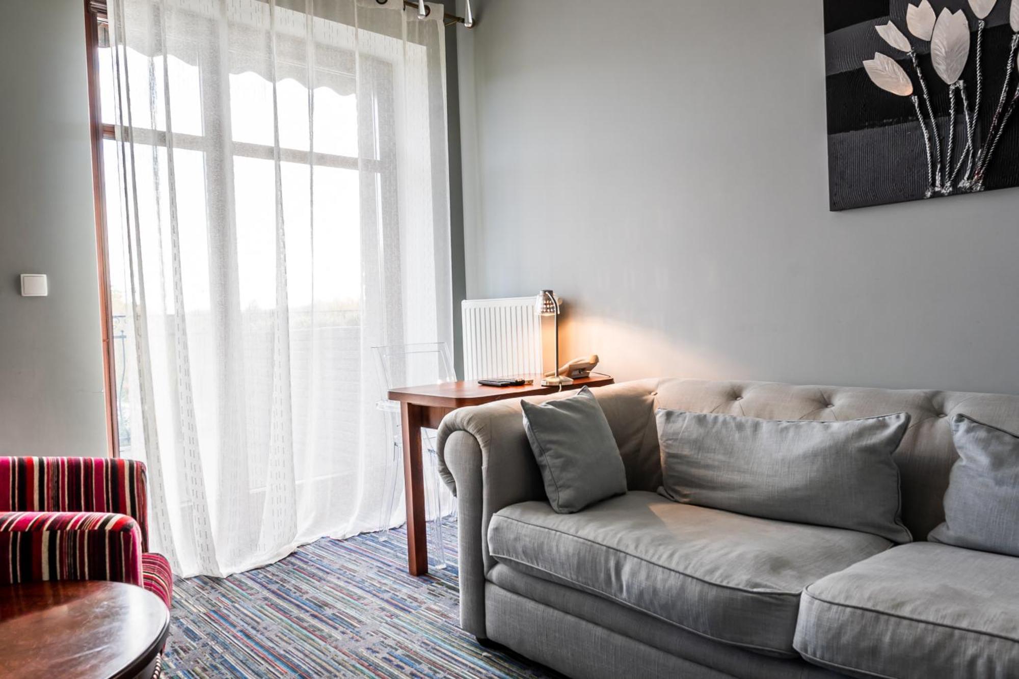 Hotel Biala Koszula à Tleń Extérieur photo